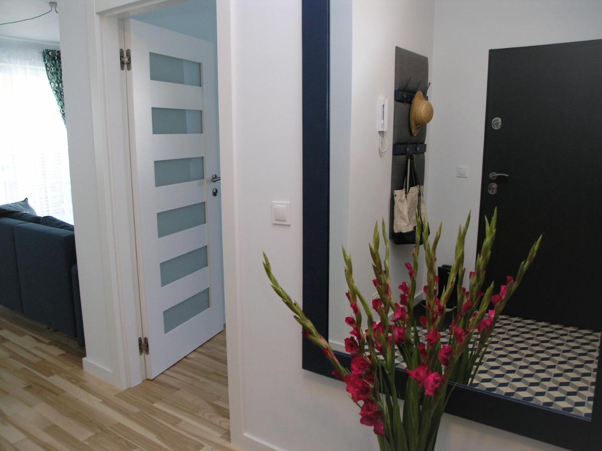 Apartament Metro Kowienska Warsaw Exterior photo